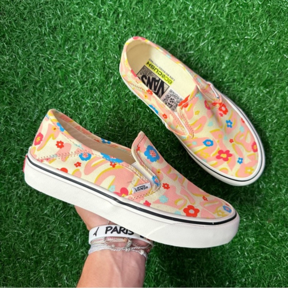 Vans Shoes - Vans Slip On Vr3 Sf Groovy Floral